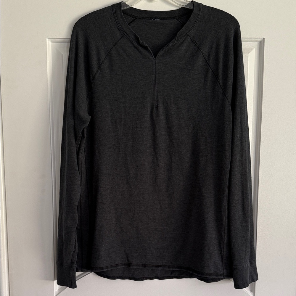 Lululemon Men’s Long Sleeve Tee
